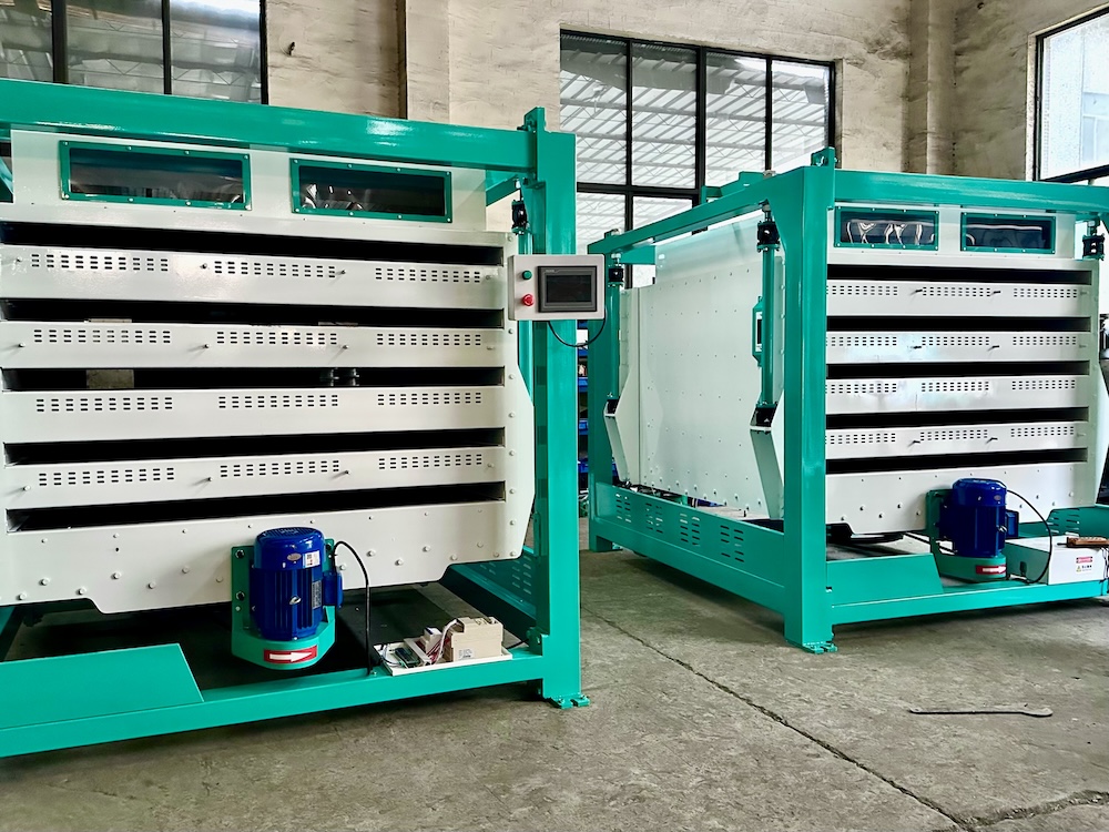 展鹰粮机 - 工厂实拍