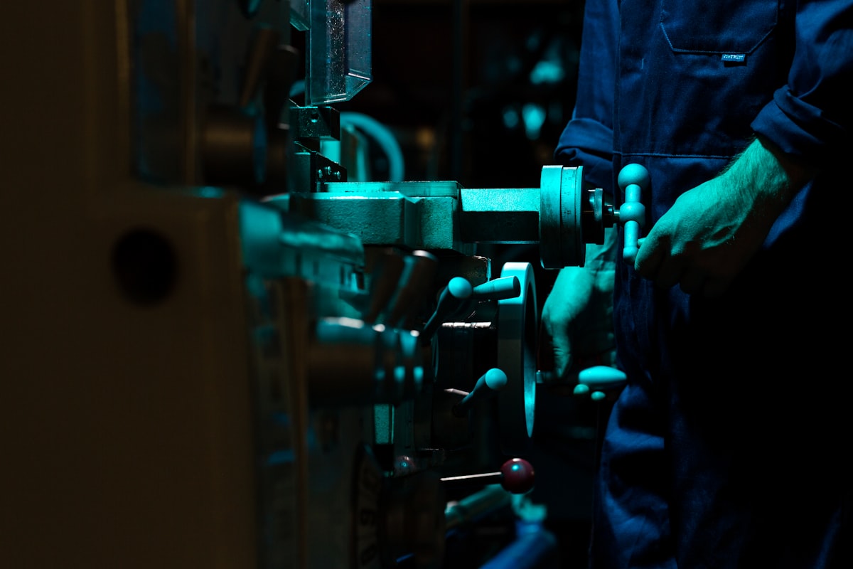 砻谷与糙稻分离的稳定性控制